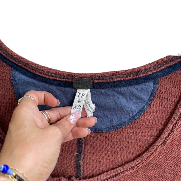 Free People We The Free Women’s Beach Haven Henley Over Sized Long Sleeve Top - Picture 5 of 8